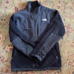 The North Face men’s black denali coat